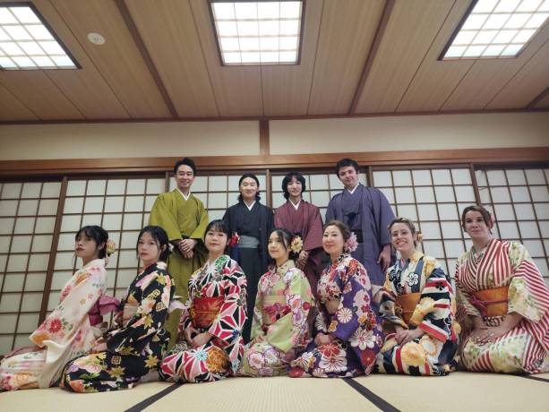 Images from Aso College Group